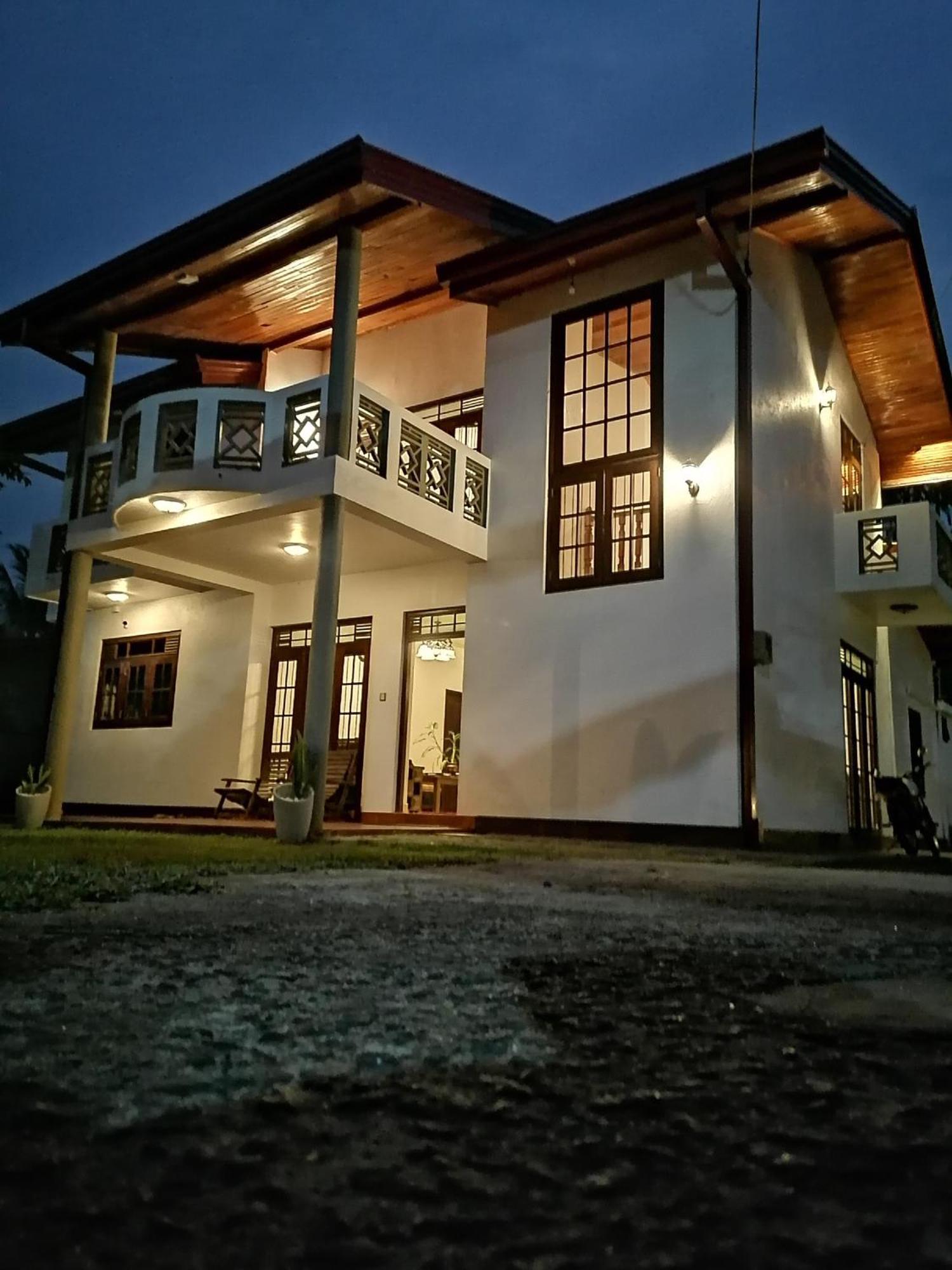 Urban Galle Villa Buitenkant foto