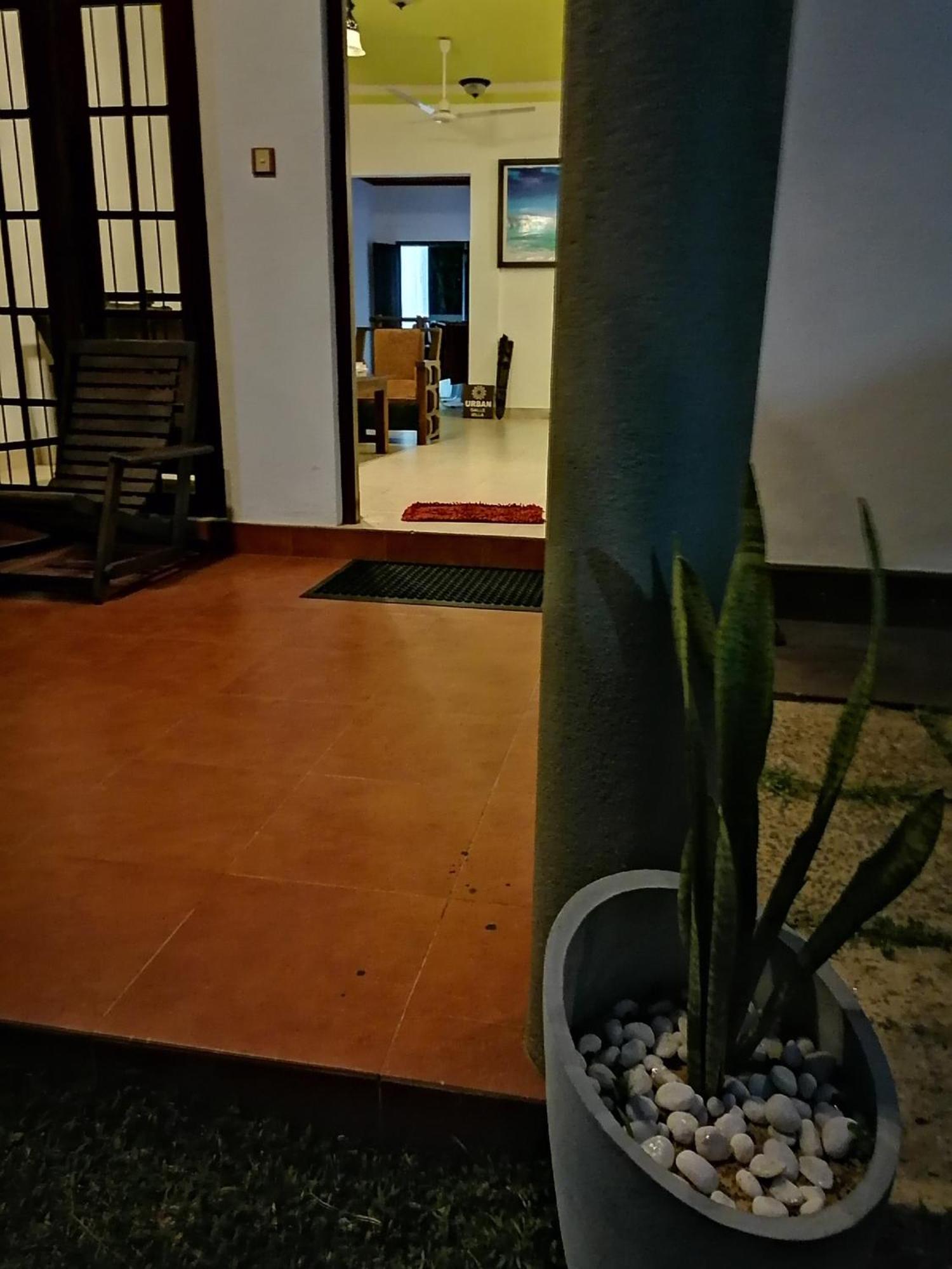 Urban Galle Villa Buitenkant foto